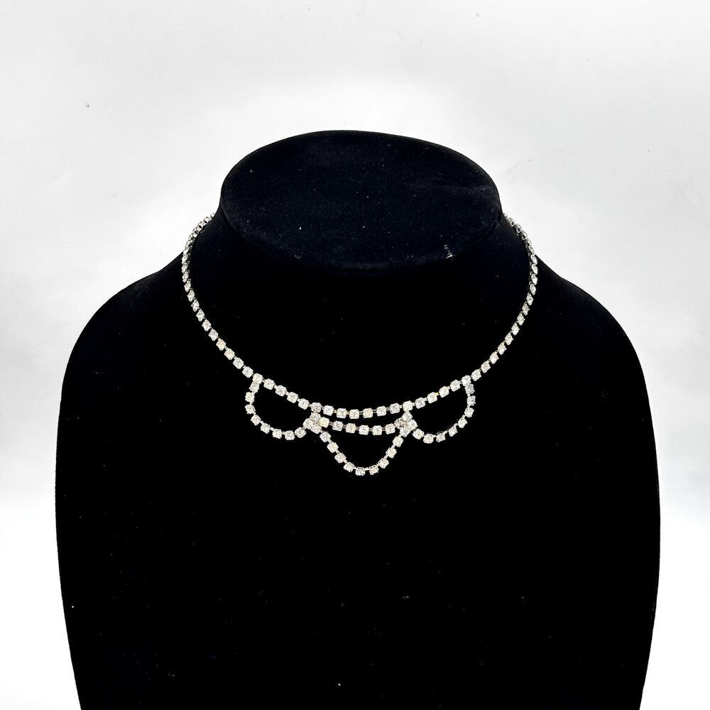 Vintage Rhinestone Necklace Clear Crystal Style Scalloped Swag Costume Jewelry - Picture 2 of 6